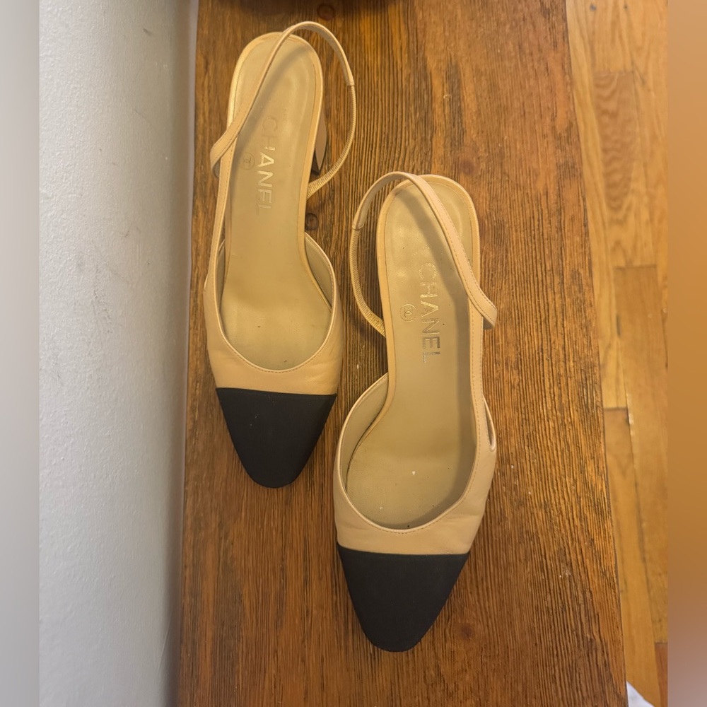 Chanel Block Heel sling back size 39 - 8-8.5